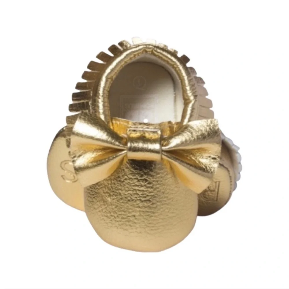Gold metallic faux leather fringe bow baby moccasins NWT